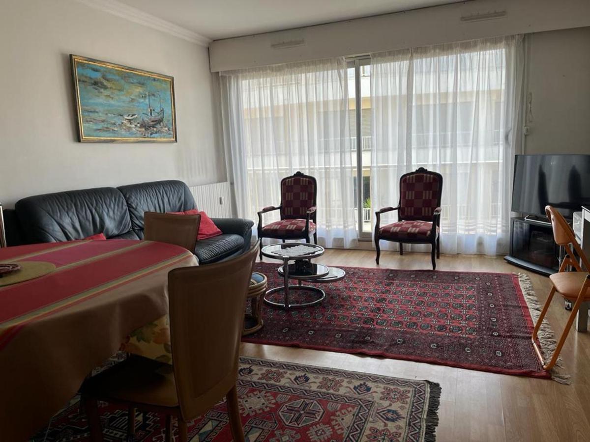 Appartement T4 Avec Parking, Balcon Et Proche Commerces A Biarritz - Fr-1-239-921 外观 照片